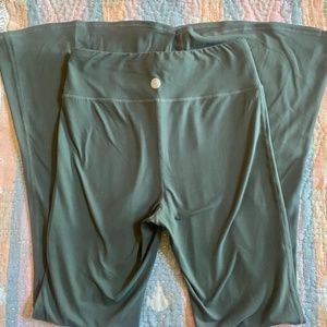 Threads 4 Thought Flare Leggings